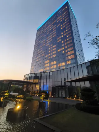 WANJING GRAND HOTEL Отели рядом с достопримечательностью «Nantong Normal College»
