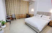 Yuxin Hotel