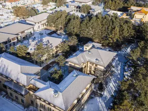 ChangBaiShan JunLan Academy Hotel