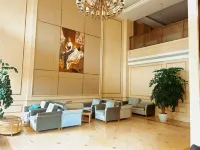 Lu County Yunduo International Hotel Hotel di Lu County