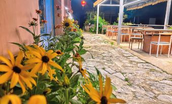 Guiyang Xiangzhangge Wooden House Homestay