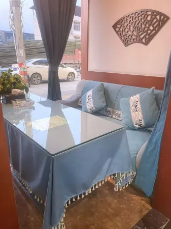 Mianyang Guohua Business Hotel Отели рядом с достопримечательностью «Luofu Mountain»