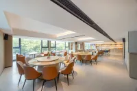 ECHARM Hotel (Wuzhou Municipal Square Branch) - 4-Star
