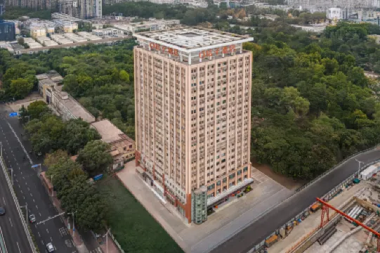 Orange Hotel (Shijiazhuang Yuhua Wanda Plaza) Hotels near Earth Science Museum