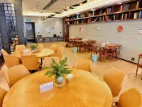 kansy Hotel