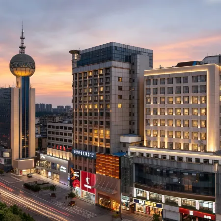 Leibao E-Sports Hotel (Renmin Road)