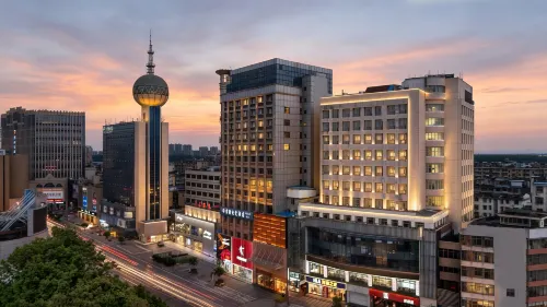 Leibao E-Sports Hotel (Renmin Road)