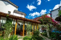 Mu Yun Flower House