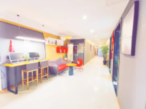 尚客優精選酒店（丹陽火車站眼鏡城店）