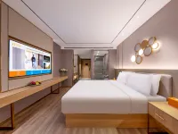 Orange Hotel(Urumqi People’sCinema Hotel) Hotels near Times Shopping (West to Hospital of Traditonal Chinese Medicine of Xinjiang)