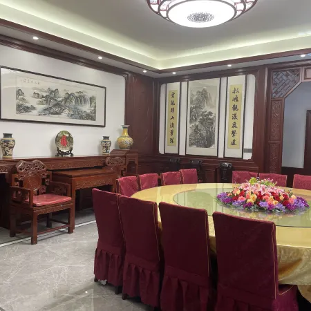 Lanxi Yard Homestay (Youyu Ancient Town)