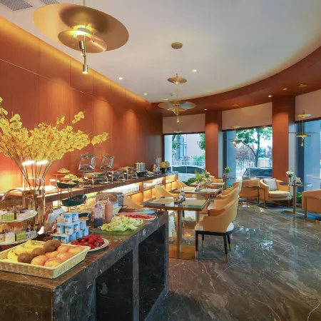 PALACE HOTELS(Tianjin Binhai New Area Tanggu High Speed Railway Station)