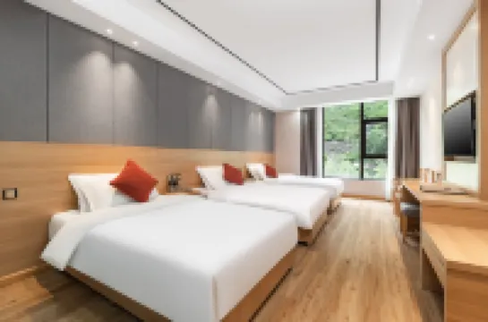 Jiuzhaigou youyue International Resort