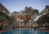 Raffles Hotel le Royal Hotels in der Nähe von The Salvation Army Cambodia