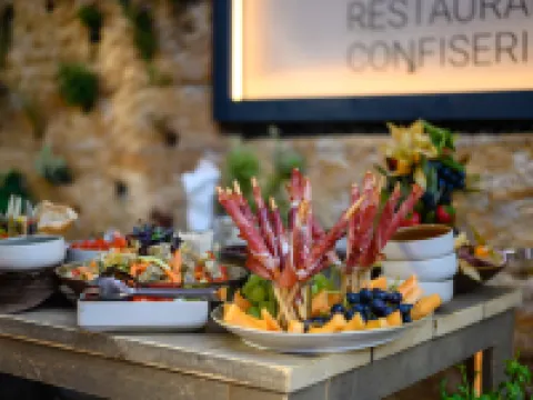 โรงแรมซอนเนอ โรงแรมในฟึสเซิน