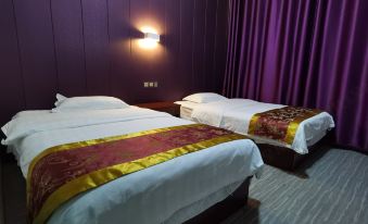 Changyang Changlong Hotel