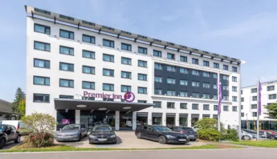 Premier Inn Stuttgart Airport Hotels in der Nähe von Flughafen Stuttgart Besucherterrasse