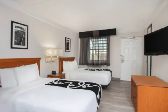 Baymont by Wyndham Fort Myers Central