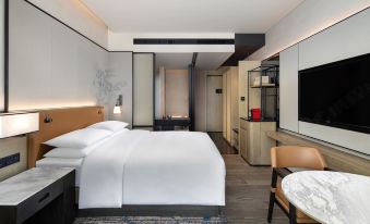 Courtyard by Marriott Luoyang