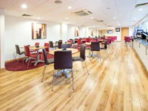 Travelodge London Chessington Tolworth Hotels in Surbiton