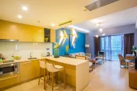 Yuelan Serviced Apartment (Qingdao Wusi Plaza & Vientiane City)