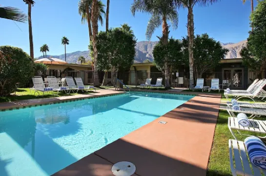 7 Springs Inn & Suites Hotels in Palm Springs