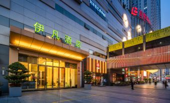 Yifan Hotel