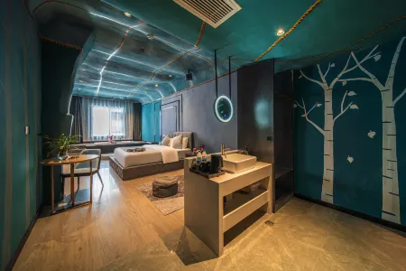 Shangshe Hotel (Changsha Wuyi Square IFS International Financial Center)