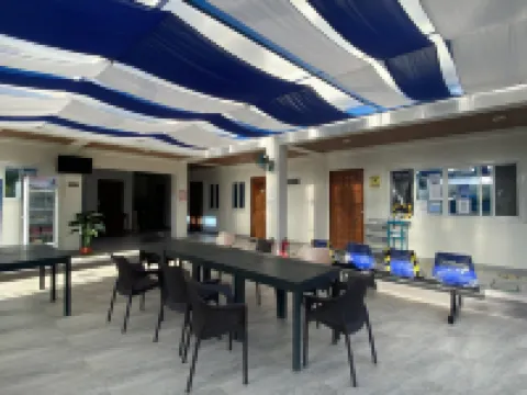 Hip Nautic Beach Resort Powered by Cocotel リアンのホテル