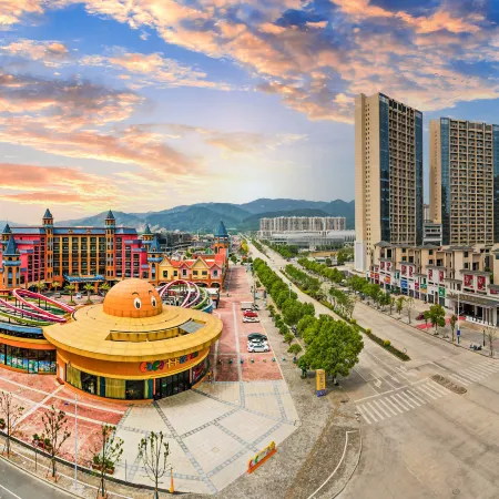 Qianmei Caca Anime Hotel (Longnan Sport Center)
