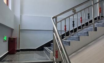 Lijing Hotel - Housity