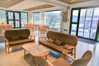 Houshan Park House