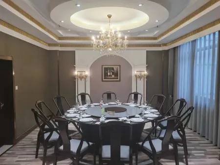 Shangri-La Business Hotel Отели рядом с достопримечательностью «Shouguang Vegetable Hi-Tech Demonstration Park»