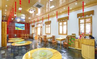 Jixi Jiangnan Xiaoyuan Homestay