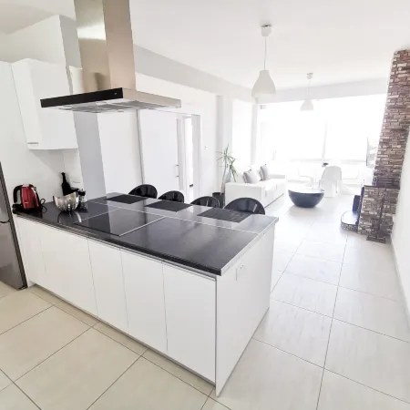 Mackenzie Seaview Paradise
