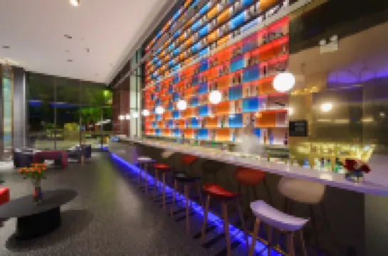 โรงแรม Ibis (จัตุรัสวัฒนธรรม เม่าหมิง)