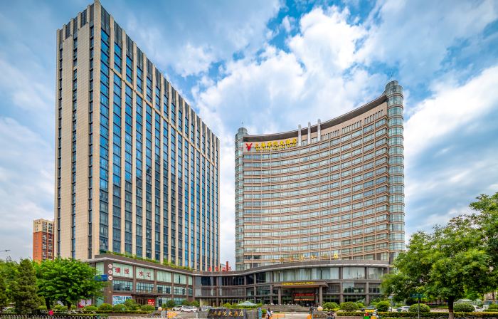 Sanding Huayue Hotel