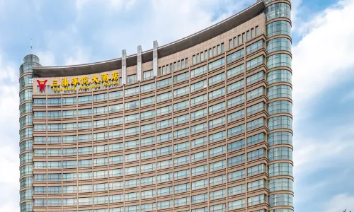 Sanding Huayue Hotel