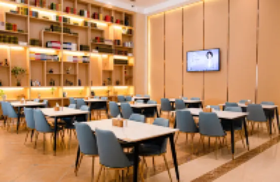 Vienna International Hotel (Jiangyin Sports Center) - 3-Star