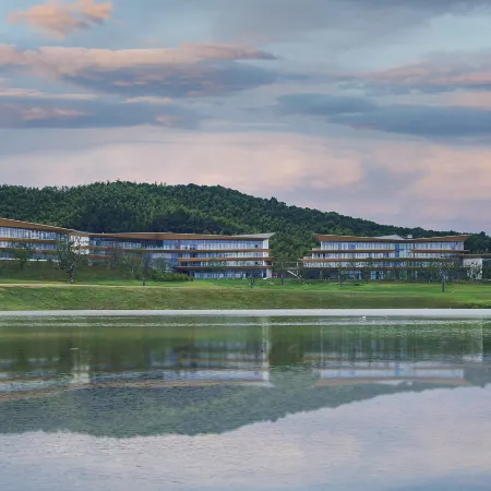 LI YANG GRAND NEW CENTURY HOTEL.