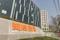 Yilu Apartment (Hudie Square)