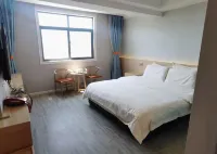 White House Hotel Hotels in Butuo County