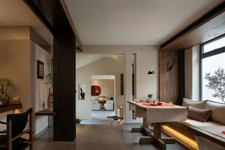 Jiuhuashan Alley Homestay (Huachengsi Branch) Отели рядом с достопримечательностью «Cableway of Baisui Temple»