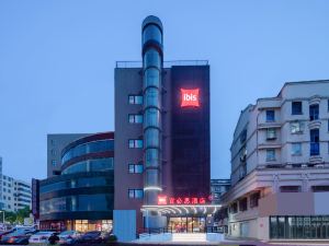 Ibis Hotel