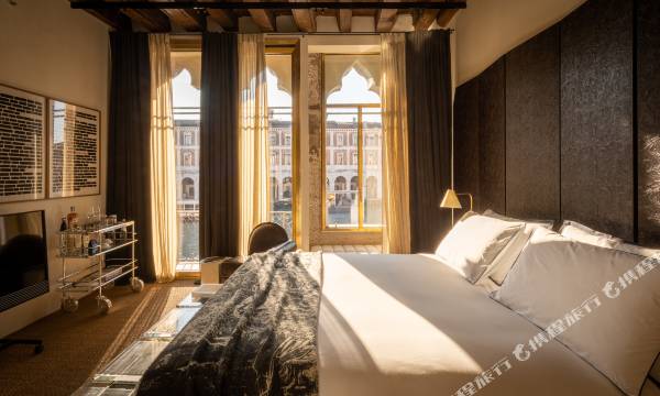 The Venice Venice Hotel