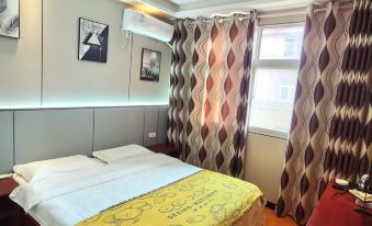 Huangting Business Hotel