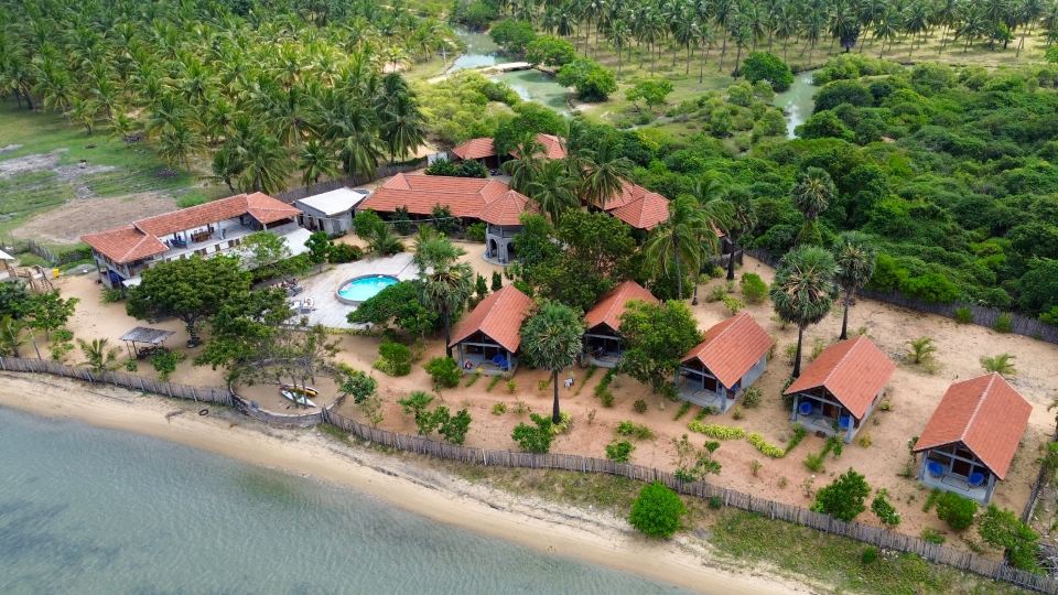 Arasi Resort