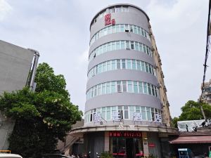 Changshu Yiting Hotel (Zhaoshangcheng South Bus Station Branch)