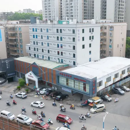 Yayun Apartment