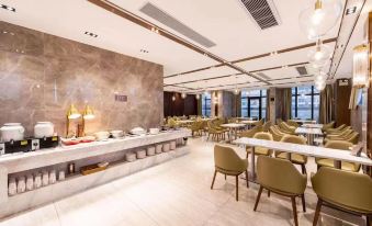 Yueta X Esports Hotel (Zhanjiang Xiashan District High speed Railway North Station Branch)